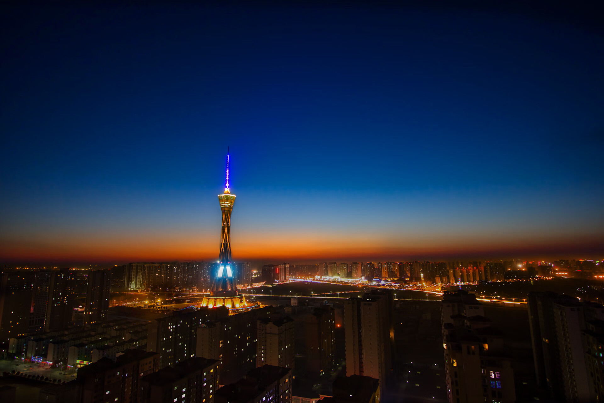 守望先锋 新人选手首秀出色 俱乐部深度布局青训，守望先锋阵容大全