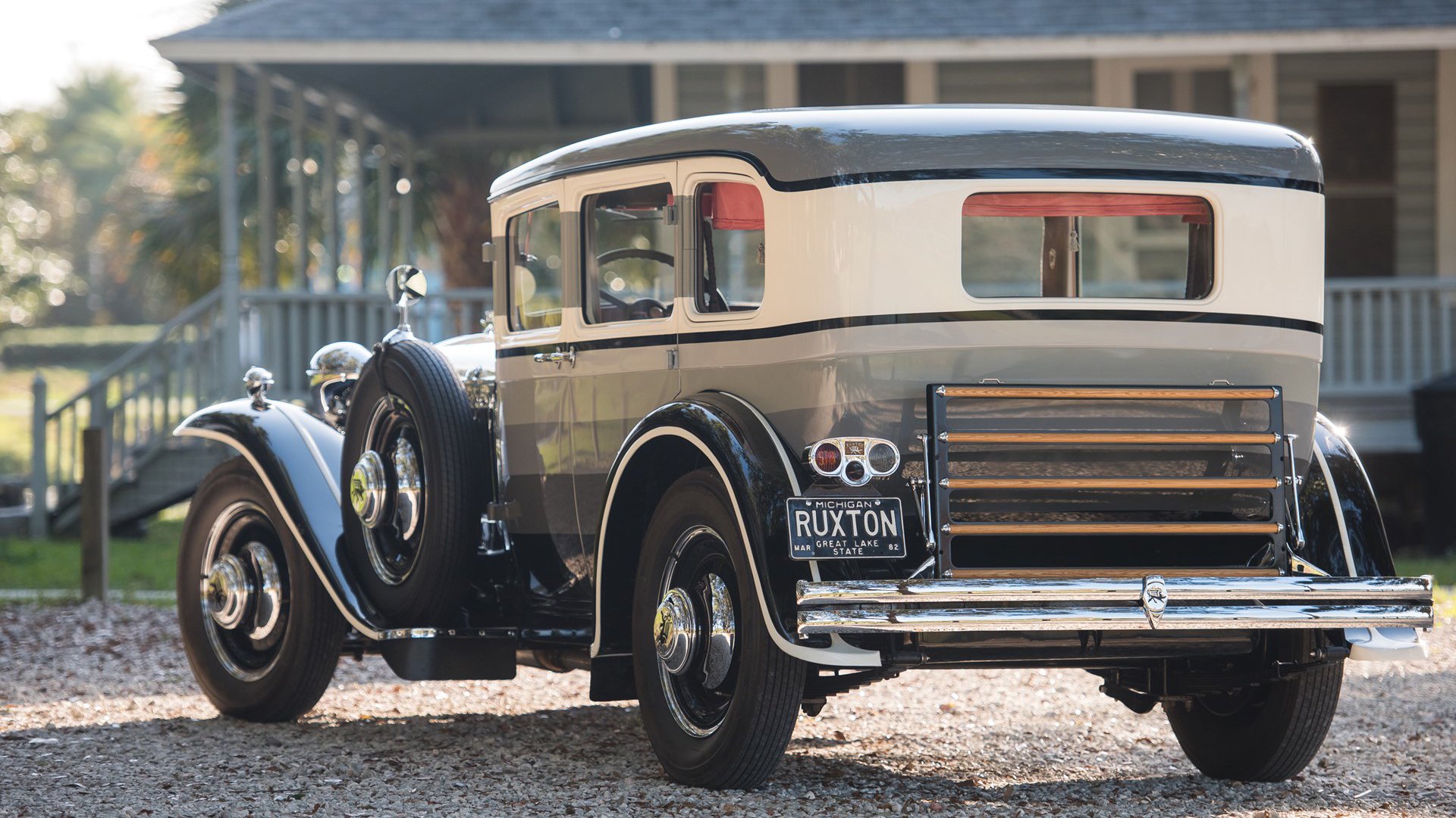 b体育入口-詹姆斯·奥康纳的比赛视野与决策力，成袋鼠队胜负关键，詹姆斯和奥胖跳舞