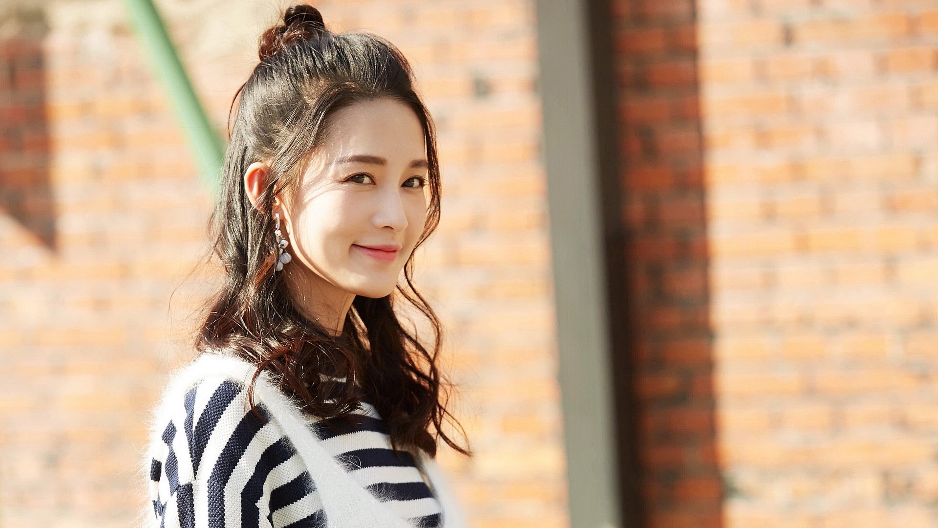 B体育(中国)官方网站-跳水动作标准比利时稳步晋级，跳水比分怎么算的