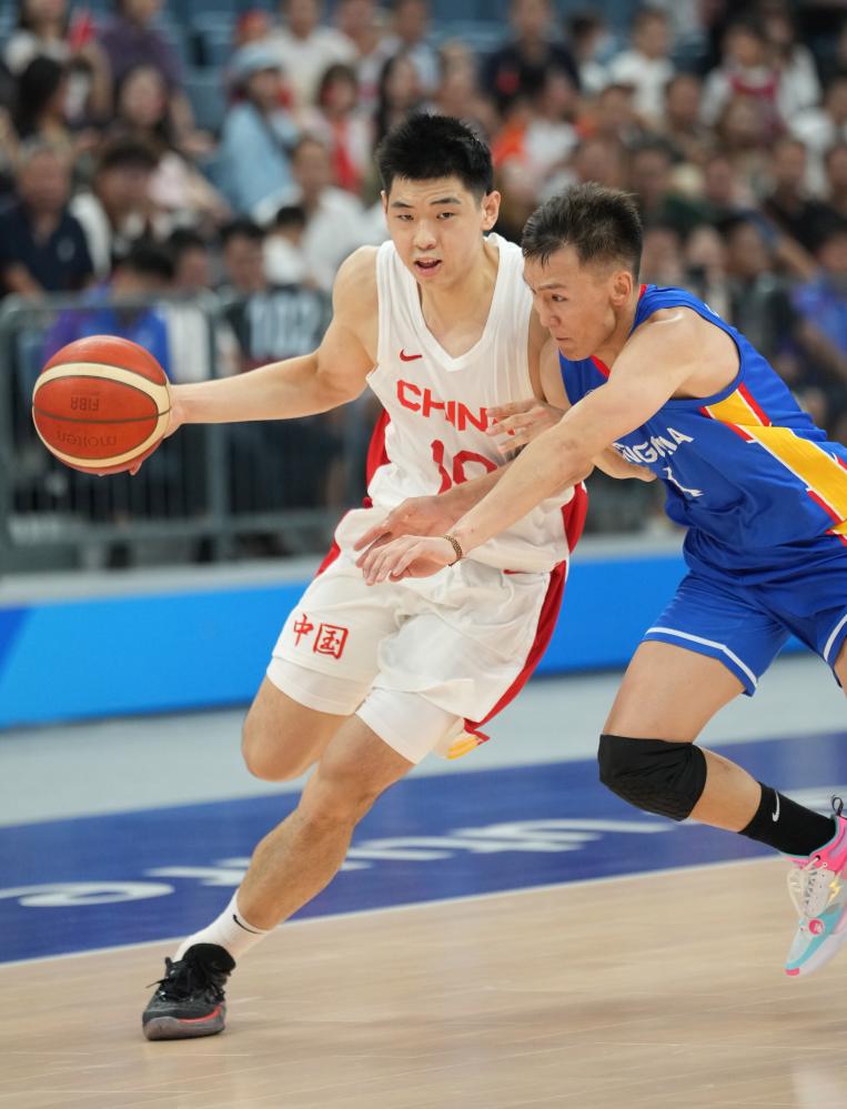 包含B体育官方网址：CBA球员：薪资结构，合理分配的词条