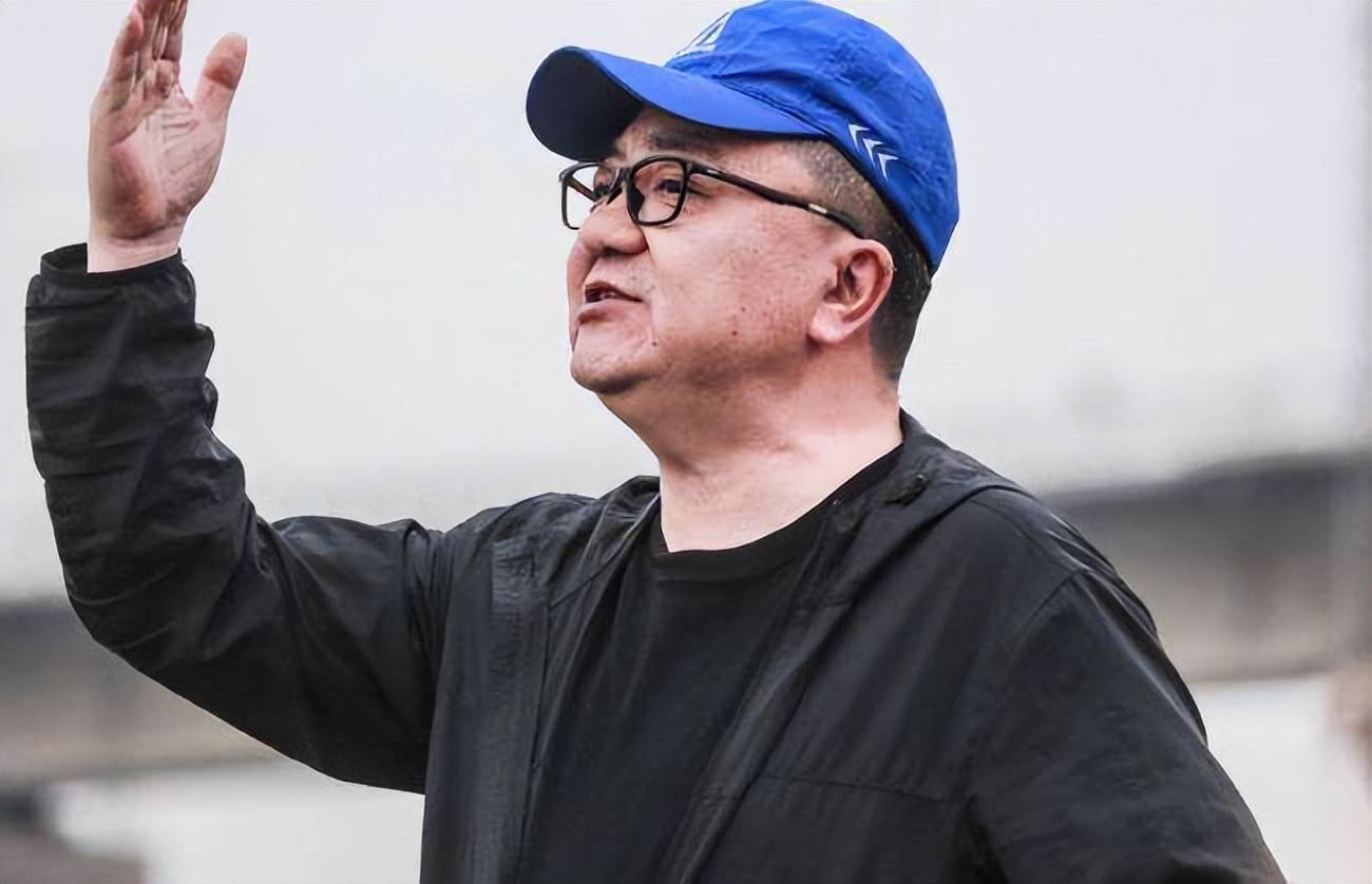 关于B体育平台:中国足球青训教练员的领导力风格与球员绩效关系研究的信息