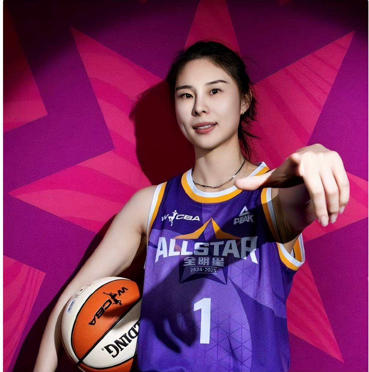 B体育官方网址：中国女篮的世界杯：如何全力以赴，不留遗憾，为国争光？的简单介绍